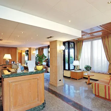 Hotel L'aquila 4*