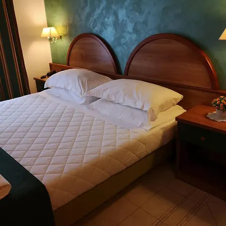 L'aquila 4*