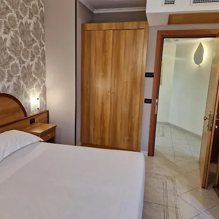 L'aquila 4* Pomezia