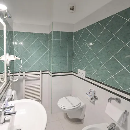 Hotel L'aquila 4*